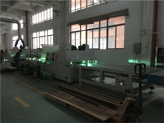 線條UV.jpg 線條UV.jpg