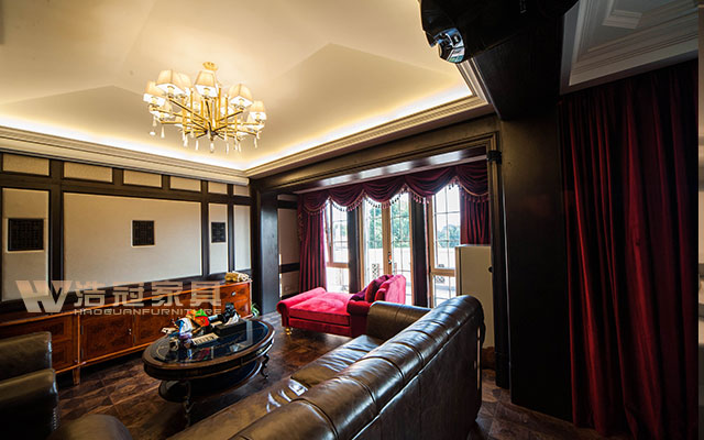 客廳護(hù)墻板定制