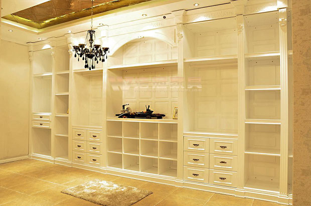 白色渾水衣帽間-浩冠整木家具定制 白色渾水衣帽間-浩冠整木家具定制